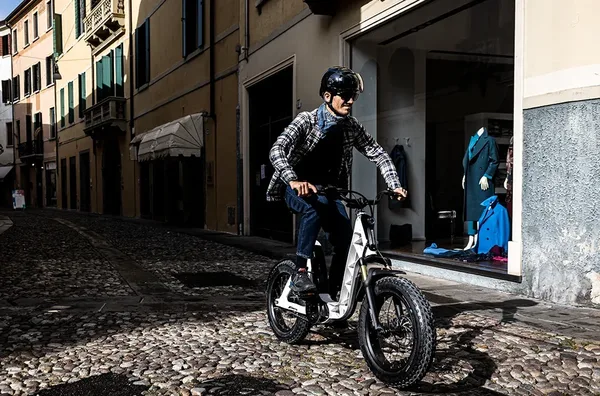 Action Issimo Fun 1