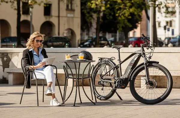 Velo electrique femme promotion Seven days Living Fantic 19
